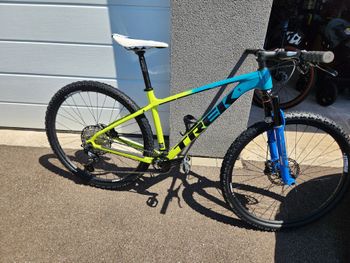 Käytetty Trek X-Caliber 9 2023 2023 Mountainbike — kuva 4 / 7