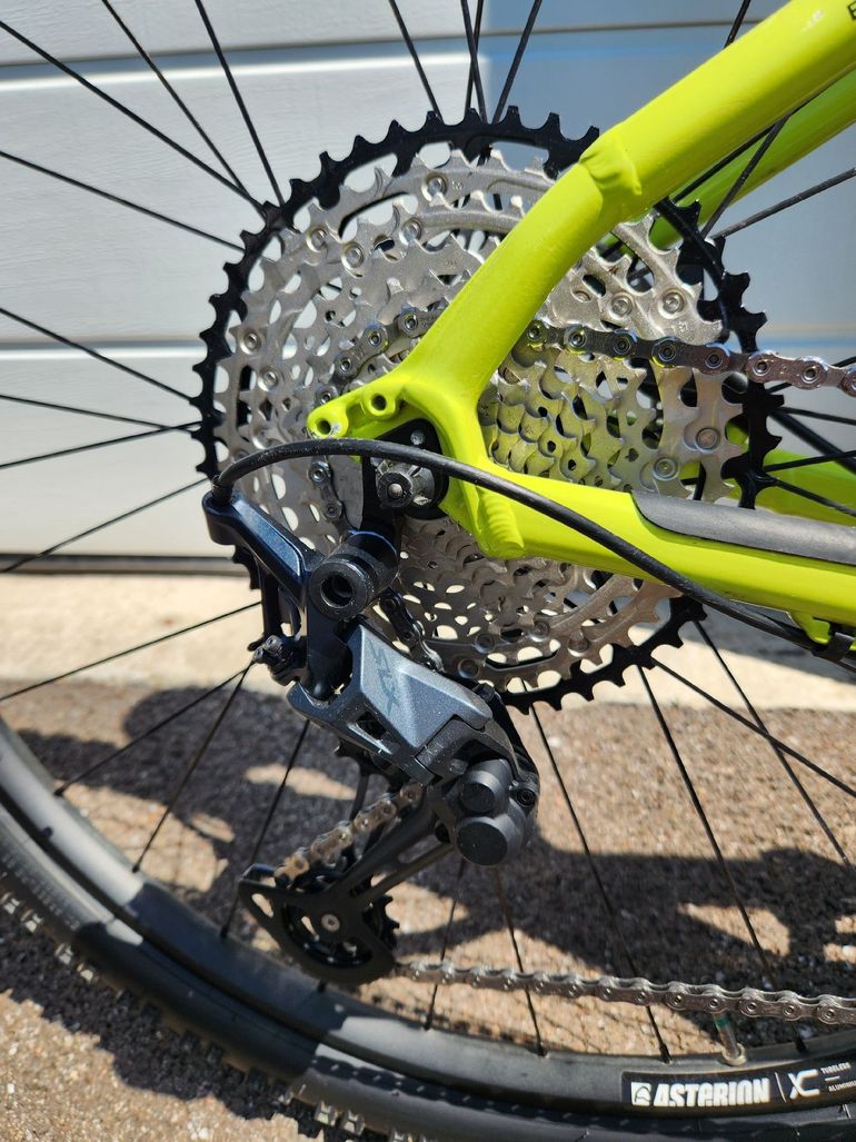 Käytetty Trek X-Caliber 9 2023 2023 Mountainbike — kuva 6 / 7