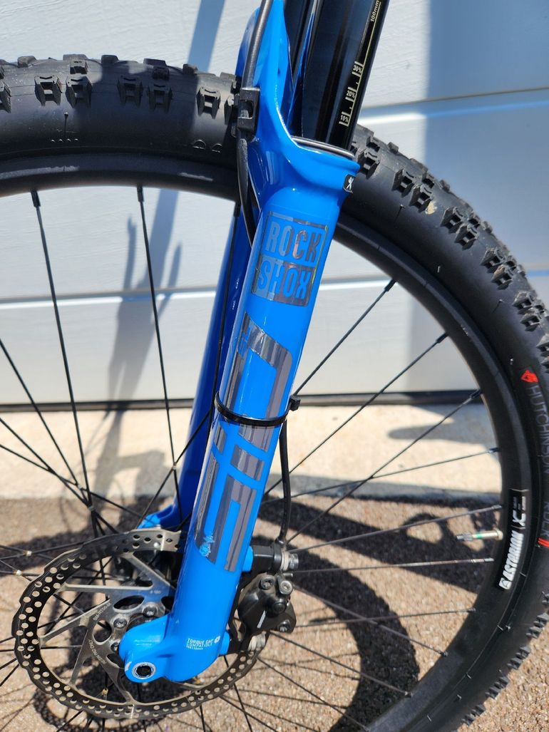Käytetty Trek X-Caliber 9 2023 2023 Mountainbike — kuva 2 / 7