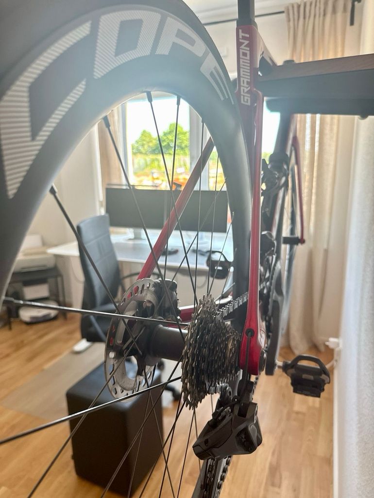 Used Thompson Grammont Shimano Ultegra Di2 2025 Road & Gravel, Red — image 6 of 7