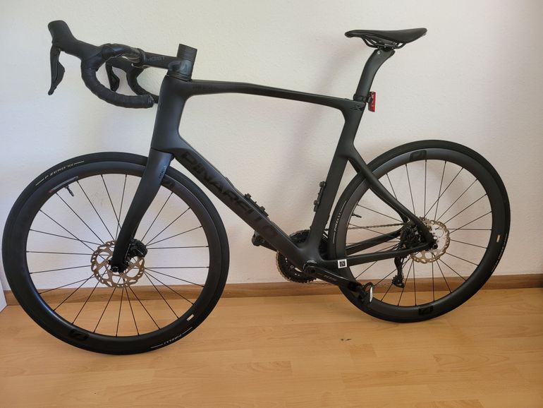 Używany Pinarello X3 105 Di2 2024 2024 Road & Gravel — zdjęcie 2 z 4