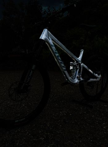 Używany Pivot MACH 6 Frame 2025 Frameset 2025 Mountainbike — zdjęcie 2 z 3
