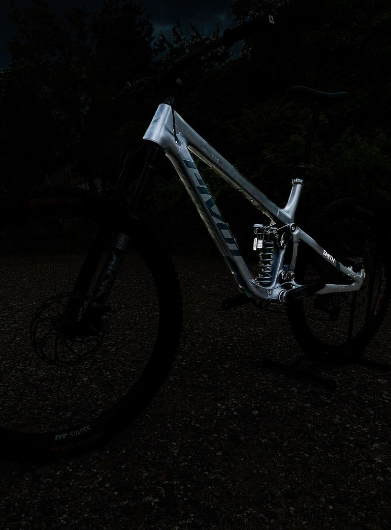 Używany Pivot MACH 6 Frame 2025 Frameset 2025 Mountainbike — zdjęcie 2 z 3