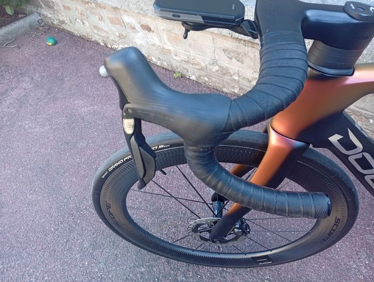 Używany Pinarello DOGMA F DURA ACE Di2 2025 2025 Road & Gravel — zdjęcie 9 z 11