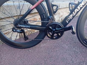 Używany Pinarello DOGMA F DURA ACE Di2 2025 2025 Road & Gravel — zdjęcie 3 z 11