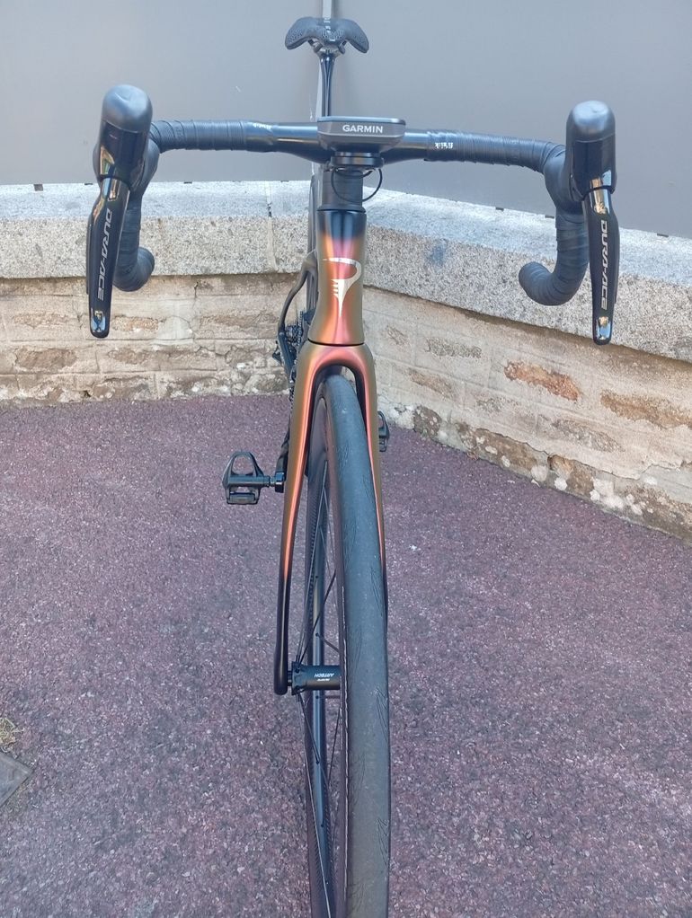 Używany Pinarello DOGMA F DURA ACE Di2 2025 2025 Road & Gravel — zdjęcie 7 z 11