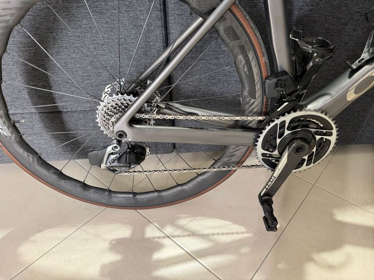 Używany Orbea ORCA M11eLTD 2021 2021 Road & Gravel — zdjęcie 5 z 6
