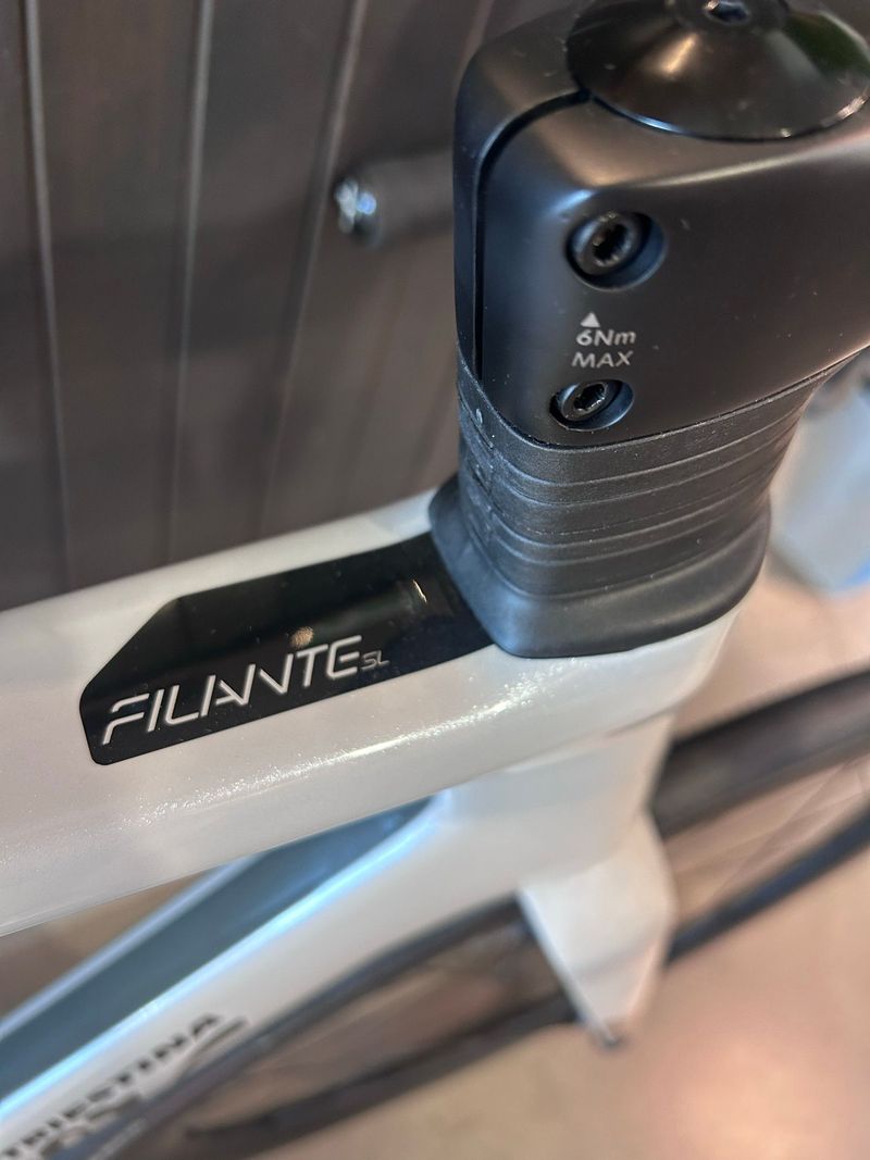 Used Wilier Filante Shimano Ultegra Di2 2026 Road & Gravel, Light Gray — image 5 of 7