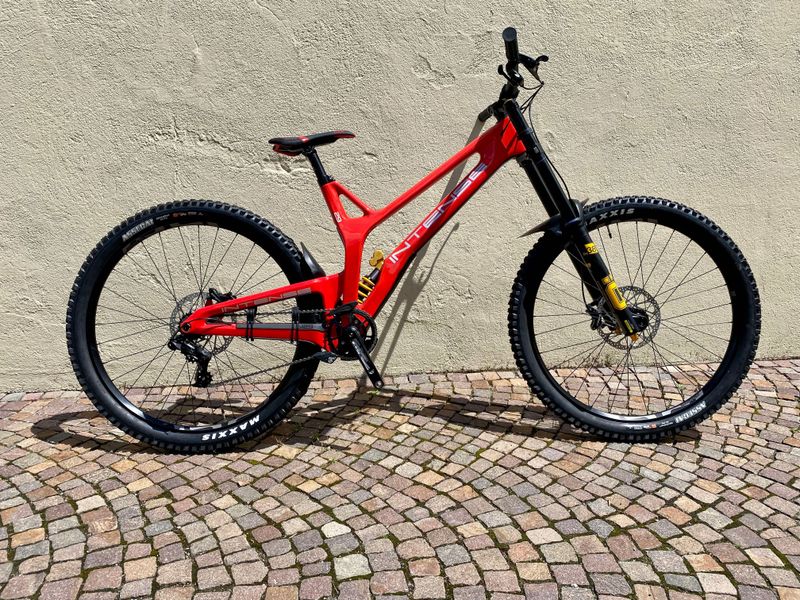 Used Intense M29 PRO 2023 2023 Mountainbike, Red, 29 — image 1 of 4