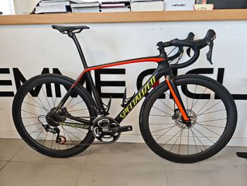 Gebrauchtes Specialized Tarmac Expert Disc Race 2016 2016 Road & Gravel