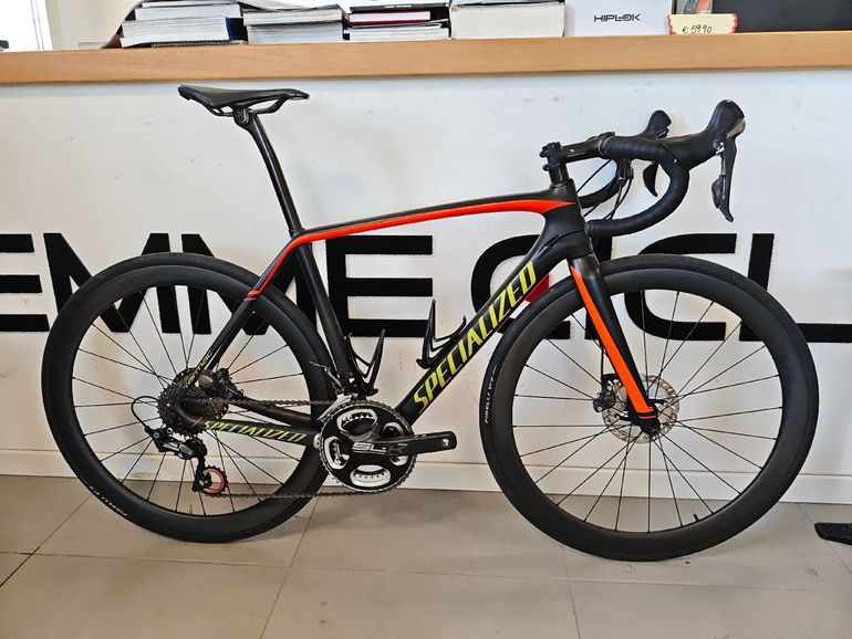 Gebrauchtes Specialized Tarmac Expert Disc Race 2016 2016 Road & Gravel, Schwarz — Bild 1 von 6