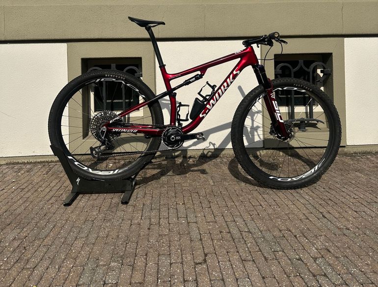 Used Specialized S-Works Epic 2021 2021 Mountainbike, Red, 29 — image 1 of 5