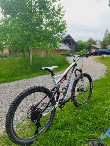 Tweedehands Specialized Camber Microshift Advent 2012 Mountainbike — afbeelding 2 van 10