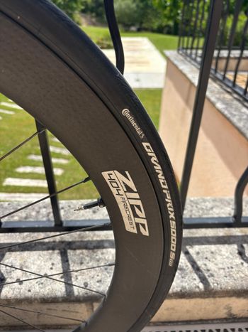 Używany Canyon Aeroad CF SLX 8 Disc eTap 2022 2022 Road & Gravel — zdjęcie 6 z 11