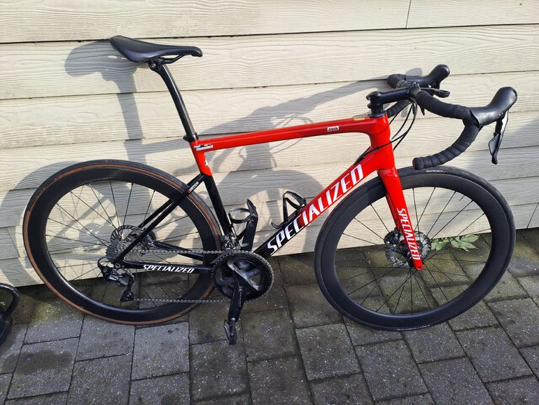Used Specialized Tarmac SL6 Disc Comp 2021 2021 Road & Gravel, Red — image 1 of 11