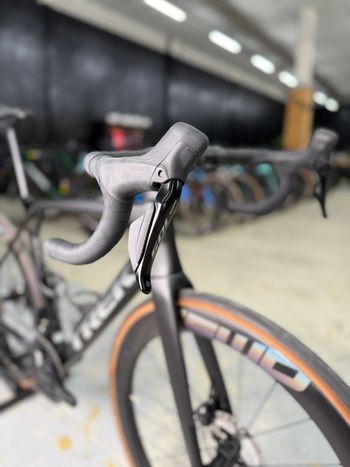 Used Trek Madone SL 6 Gen 8 2025 2025 Road & Gravel, Black — image 6 of 24