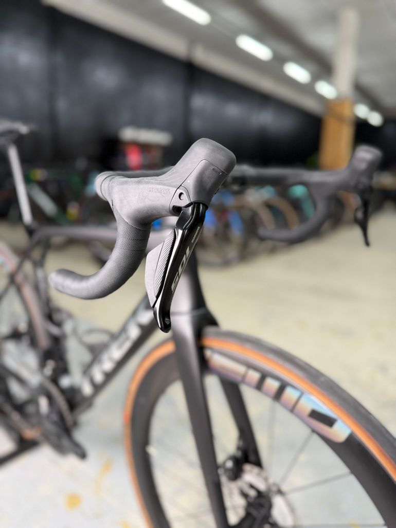 Used Trek Madone SL 6 Gen 8 2025 2025 Road & Gravel, Black — image 6 of 24