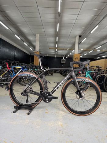 Używany Trek Madone SL 6 Gen 8 2025 2025 Road & Gravel