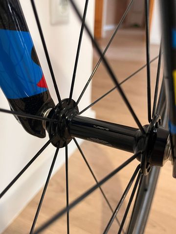 Used Specialized Venge Shimano 105 2016 Road & Gravel, Black — image 8 of 11
