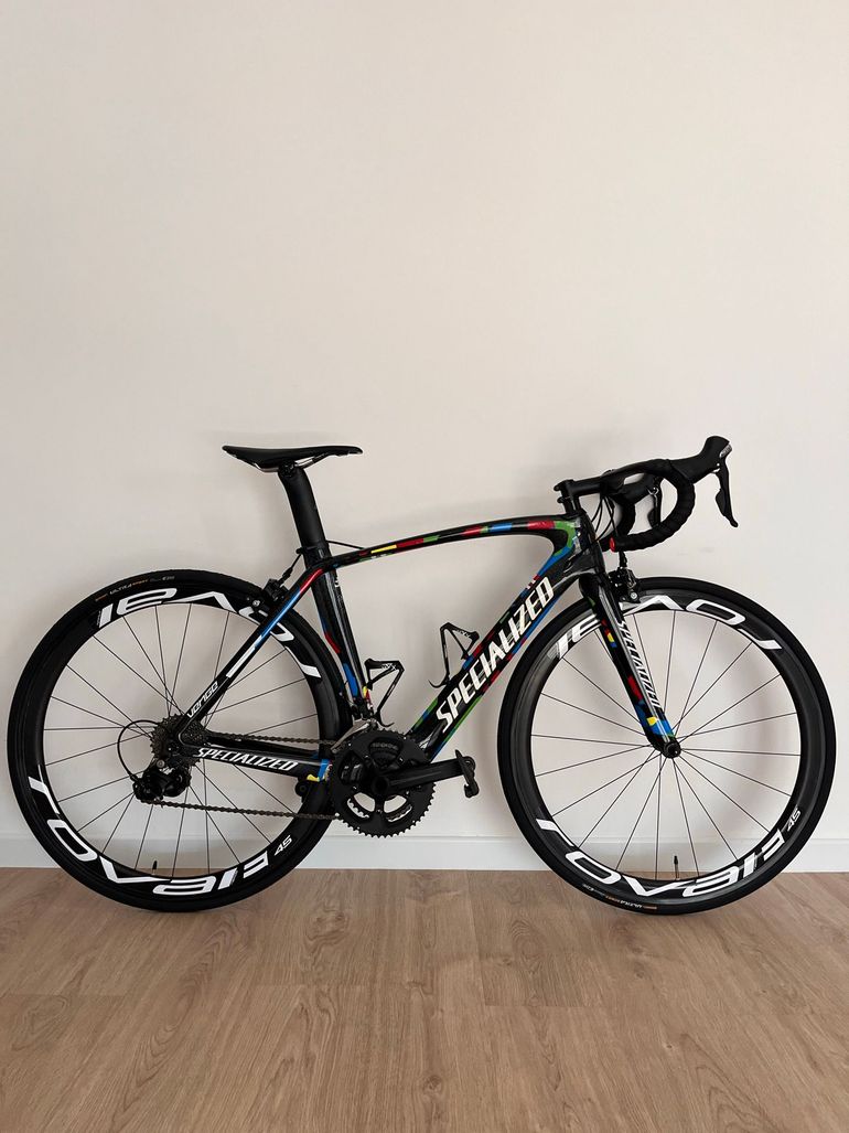 Used Specialized Venge Shimano 105 2016 Road & Gravel, Black — image 1 of 10