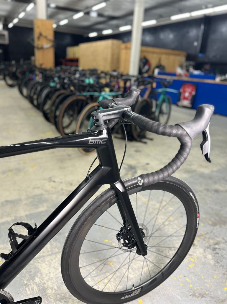 Used BMC Roadmachine ONE 2021 2021 Road & Gravel, Black — image 7 of 22