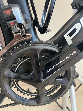 Używany Pinarello DOGMA F10 X-LIGHT 2019 2019 Road & Gravel — zdjęcie 9 z 15