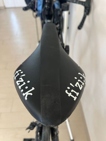 Używany Pinarello DOGMA F10 X-LIGHT 2019 2019 Road & Gravel — zdjęcie 12 z 15