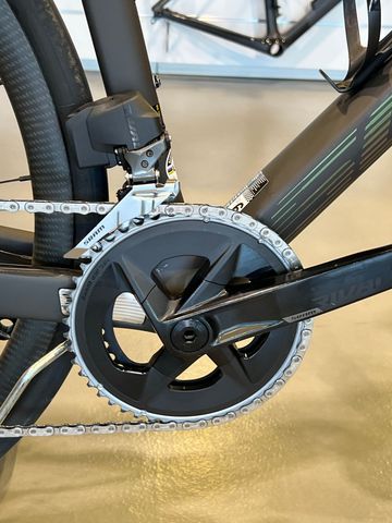 Used Scott Addict SRAM Rival eTap AXS 2022 Road & Gravel, Black — image 4 of 6