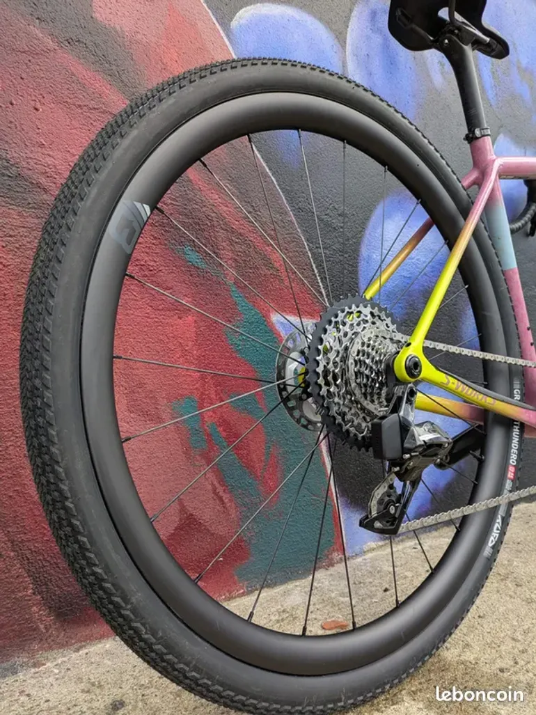 Used Specialized Crux SRAM Force 2024 Road & Gravel, Blue — image 2 of 5