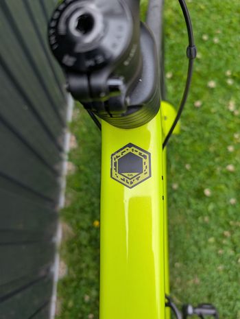 Używany Cannondale SuperSix EVO Carbon Disc 3rd Generation 2022 Road & Gravel — zdjęcie 6 z 14