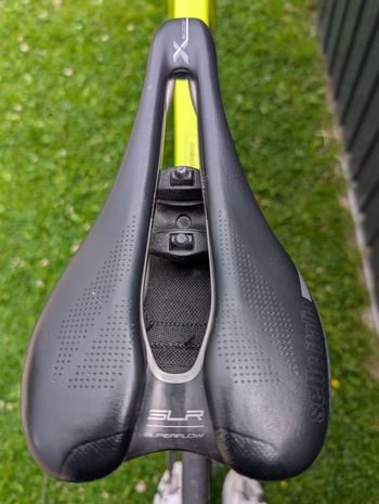 Używany Cannondale SuperSix EVO Carbon Disc 3rd Generation 2022 Road & Gravel — zdjęcie 13 z 14