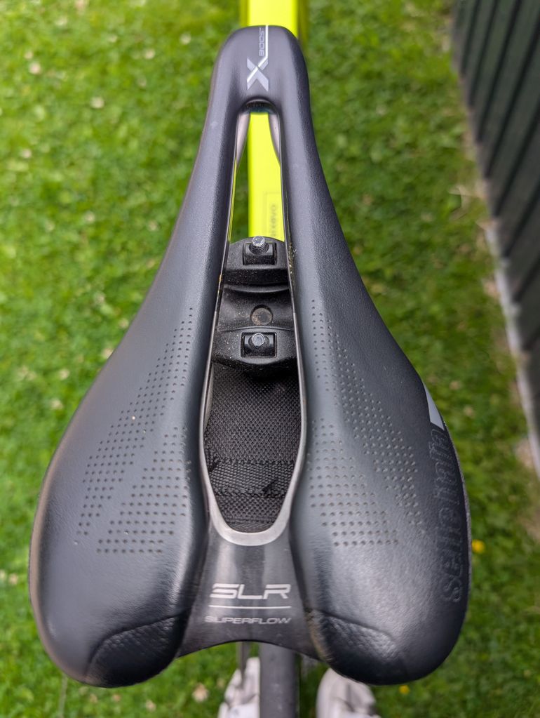 Używany Cannondale SuperSix EVO Carbon Disc 3rd Generation 2022 Road & Gravel — zdjęcie 13 z 14