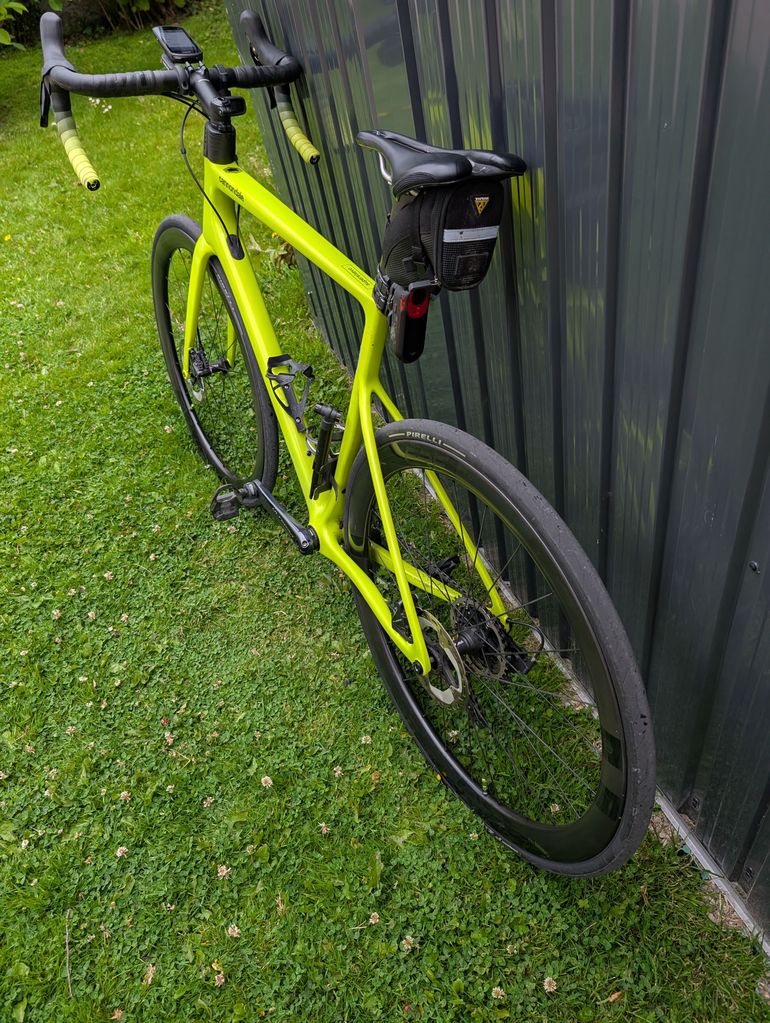 Używany Cannondale SuperSix EVO Carbon Disc 3rd Generation 2022 Road & Gravel — zdjęcie 10 z 14