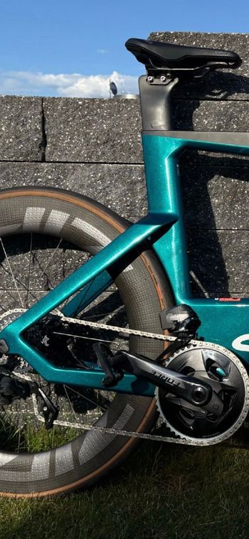 Used Canyon Speedmax CF SLX 8 eTap 2023 2023 Road & Gravel, Green — image 3 of 3