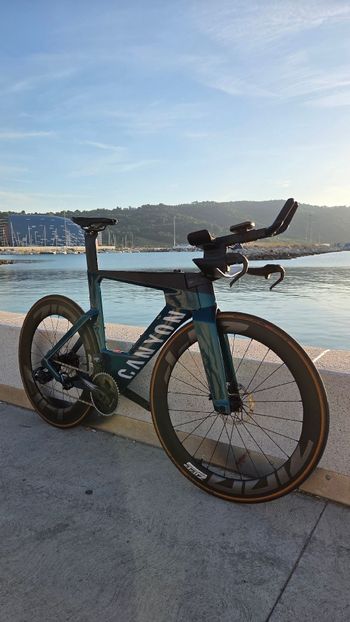 Used Canyon Speedmax CF SLX 8 eTap 2023 2023 Road & Gravel