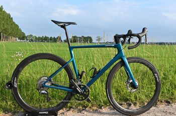 Używany Cannondale SuperSix EVO Hi-MOD Disc Ultegra 2025 2025 Road & Gravel