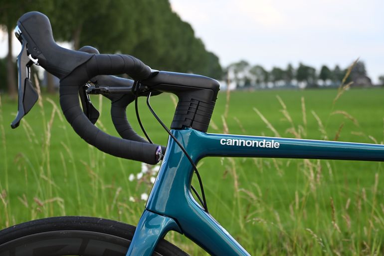 Używany Cannondale SuperSix EVO Hi-MOD Disc Ultegra 2025 2025 Road & Gravel — zdjęcie 3 z 10