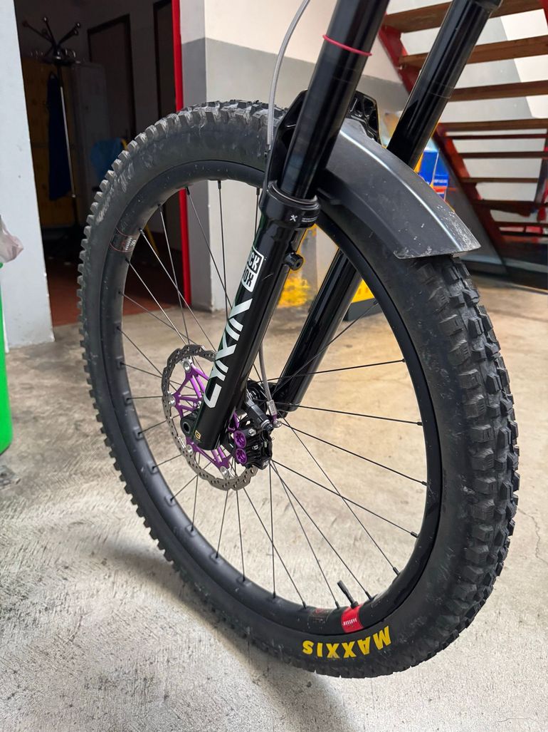 Używany Santa Cruz Heckler SRAM X01 Eagle AXS 2023 Mountainbike — zdjęcie 4 z 5