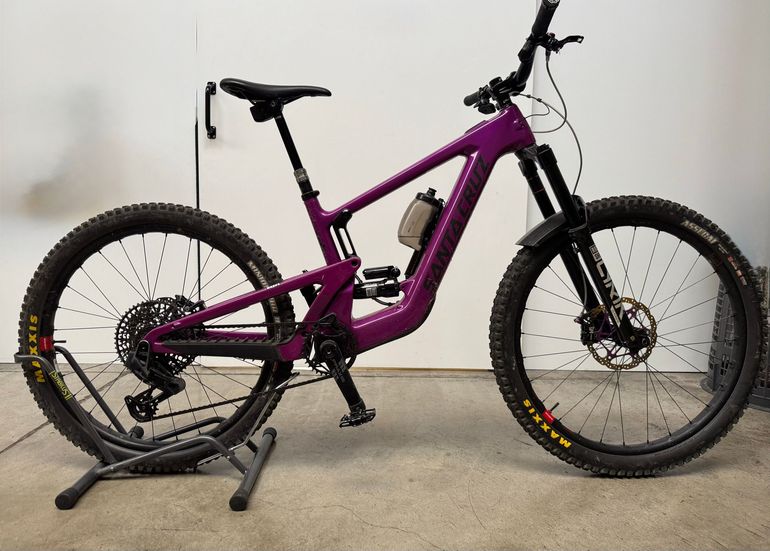 Używany Santa Cruz Heckler SRAM X01 Eagle AXS 2023 Mountainbike — zdjęcie 2 z 5