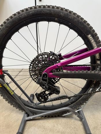Używany Santa Cruz Heckler SRAM X01 Eagle AXS 2023 Mountainbike — zdjęcie 3 z 5