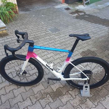 Używany Fondriest Custom SRAM Force eTap AXS 2025 Road & Gravel — zdjęcie 2 z 6