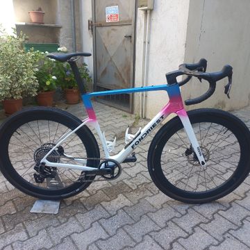 Fondriest Custom SRAM Force eTap AXS 2025 Road & Gravel usato