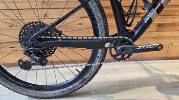 Used Trek Supercaliber 9.8 2020 2020 Mountainbike, Black, 29 — image 3 of 11
