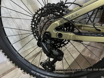 Używany CRUSSIS E-full 11.11 800wn Avinox M2S 2027 Mountainbike — zdjęcie 16 z 20
