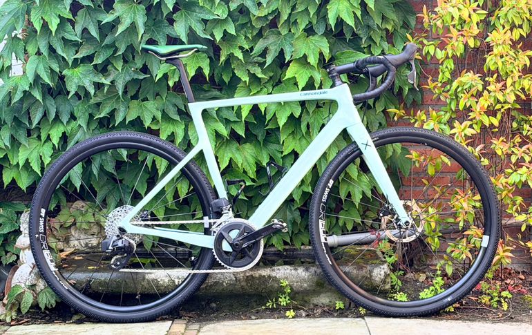 Used Cannondale SuperSix EVO SE 2022 2022 Road & Gravel, White — image 1 of 8