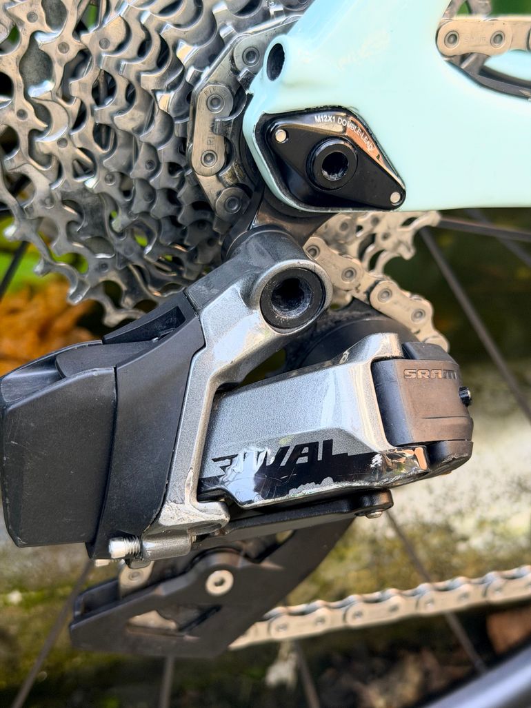 Used Cannondale SuperSix EVO SE 2022 2022 Road & Gravel, White — image 3 of 8