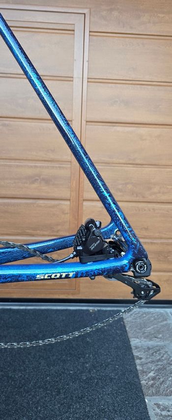 Used Scott Addict 10 disc 2019 2019 Road & Gravel, Blue — image 9 of 26