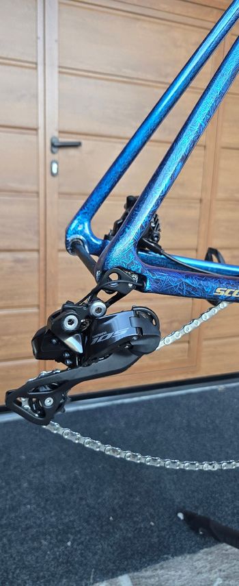 Used Scott Addict 10 disc 2019 2019 Road & Gravel, Blue — image 13 of 26