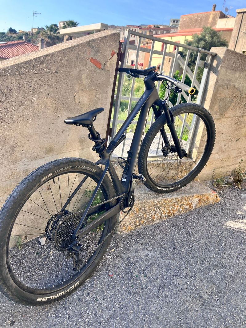 Used Scott Scale 940 2024 2024 Mountainbike, Black, 29 — image 2 of 6