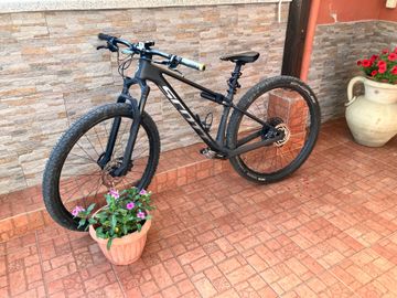 Used Scott Scale 940 2024 2024 Mountainbike, Black, 29 — image 4 of 6